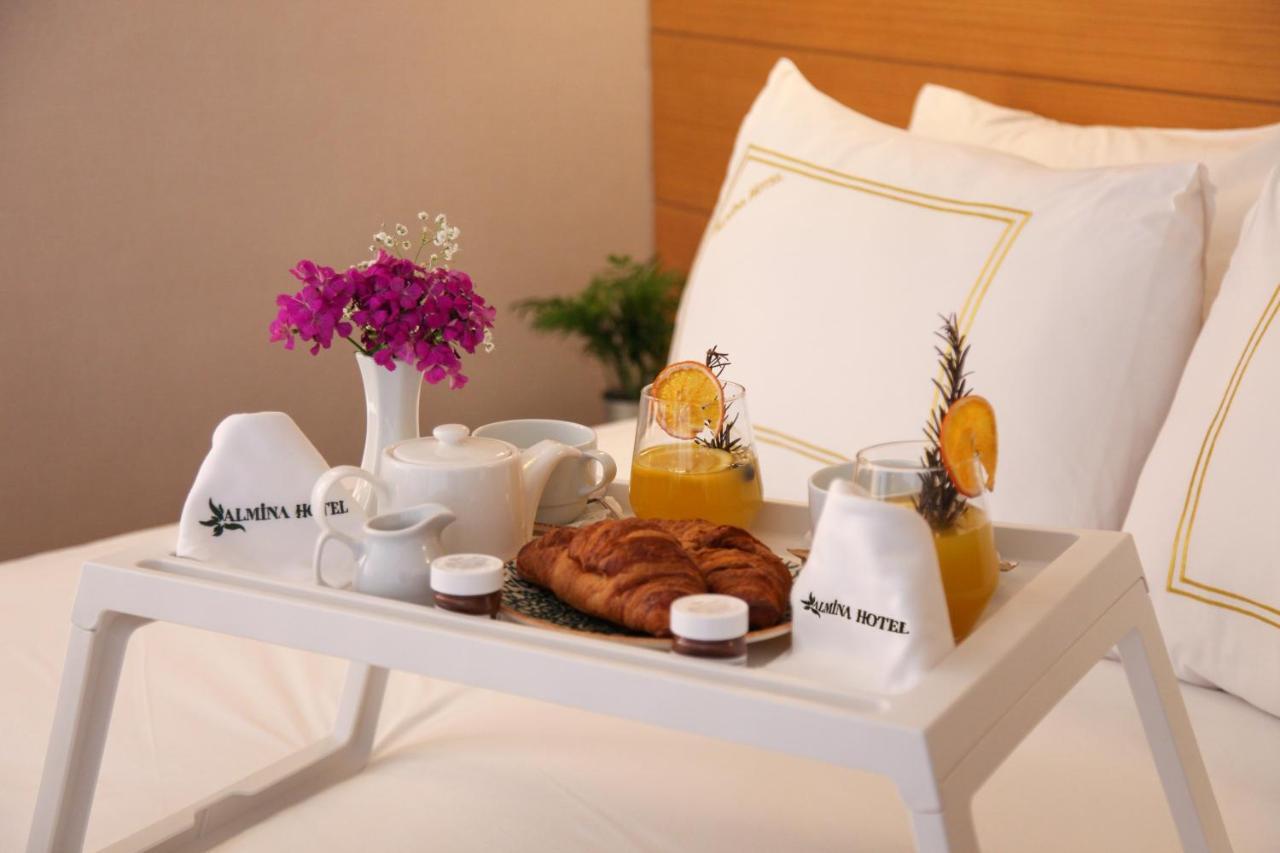 Almina Guest House Истанбул Екстериор снимка
