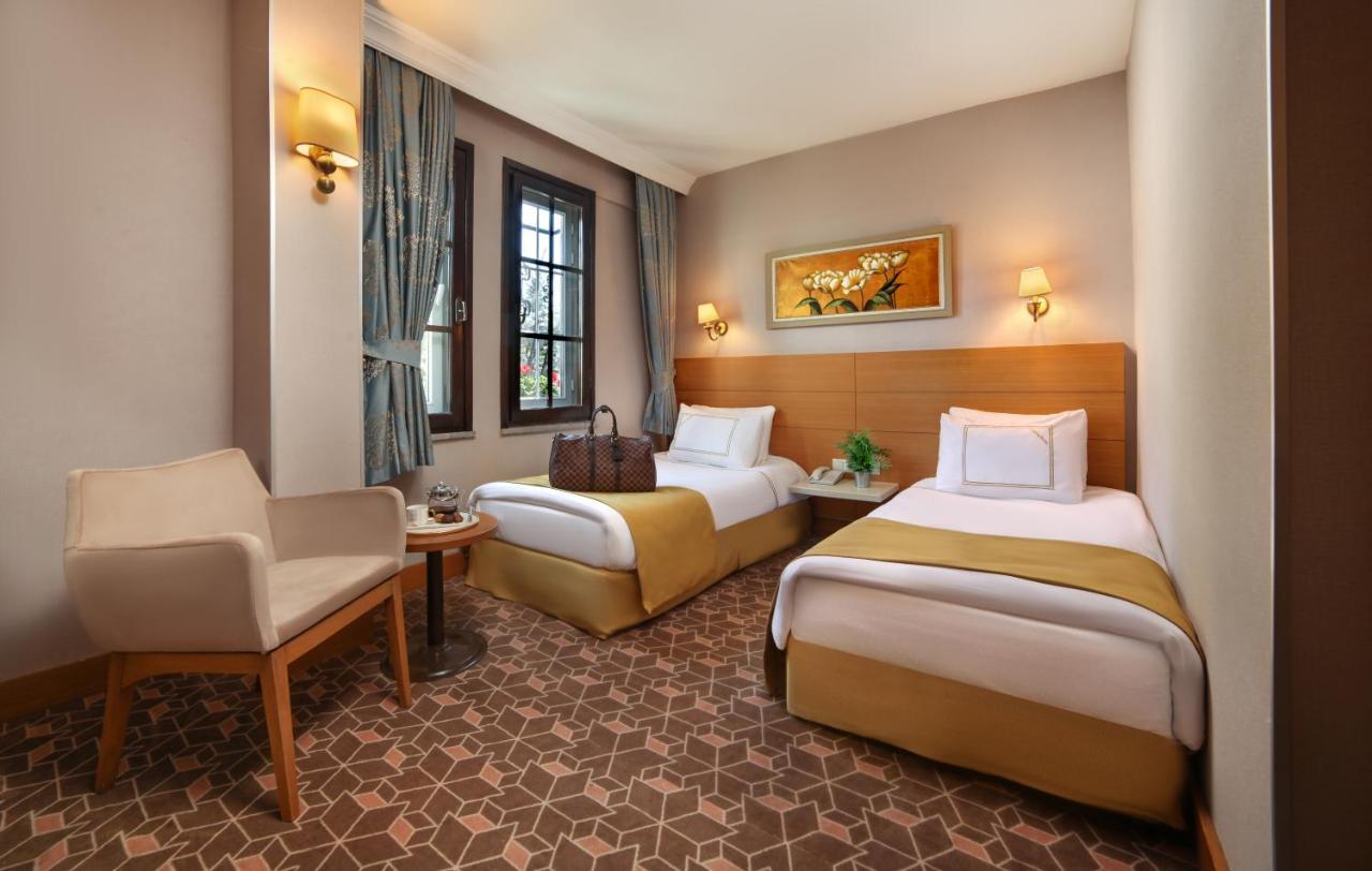 Almina Guest House Истанбул Екстериор снимка