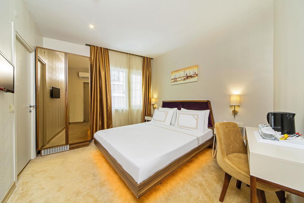 Almina Guest House Истанбул Стая снимка