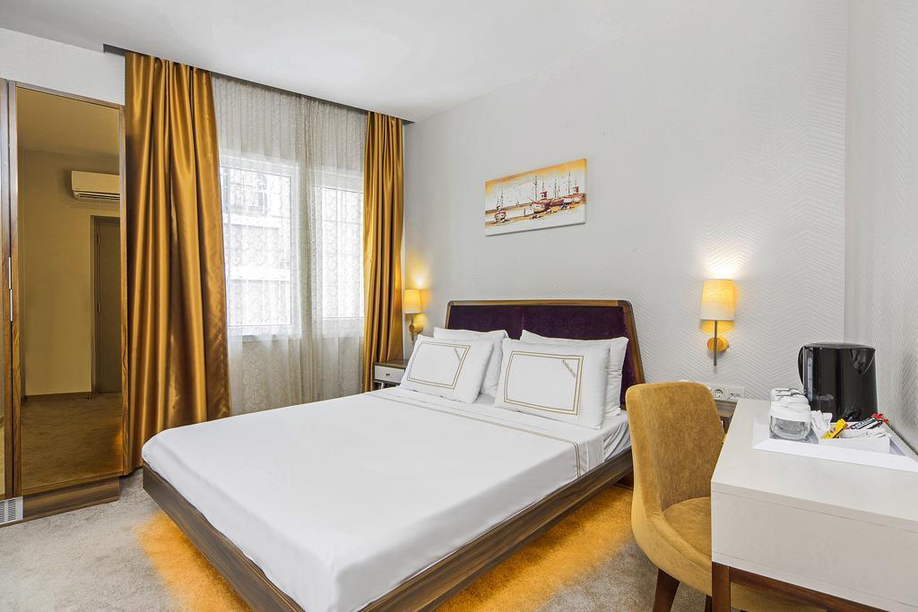 Almina Guest House Истанбул Стая снимка